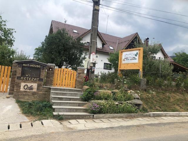 Nut House Retezat Otel Nucsoara  Dış mekan fotoğraf