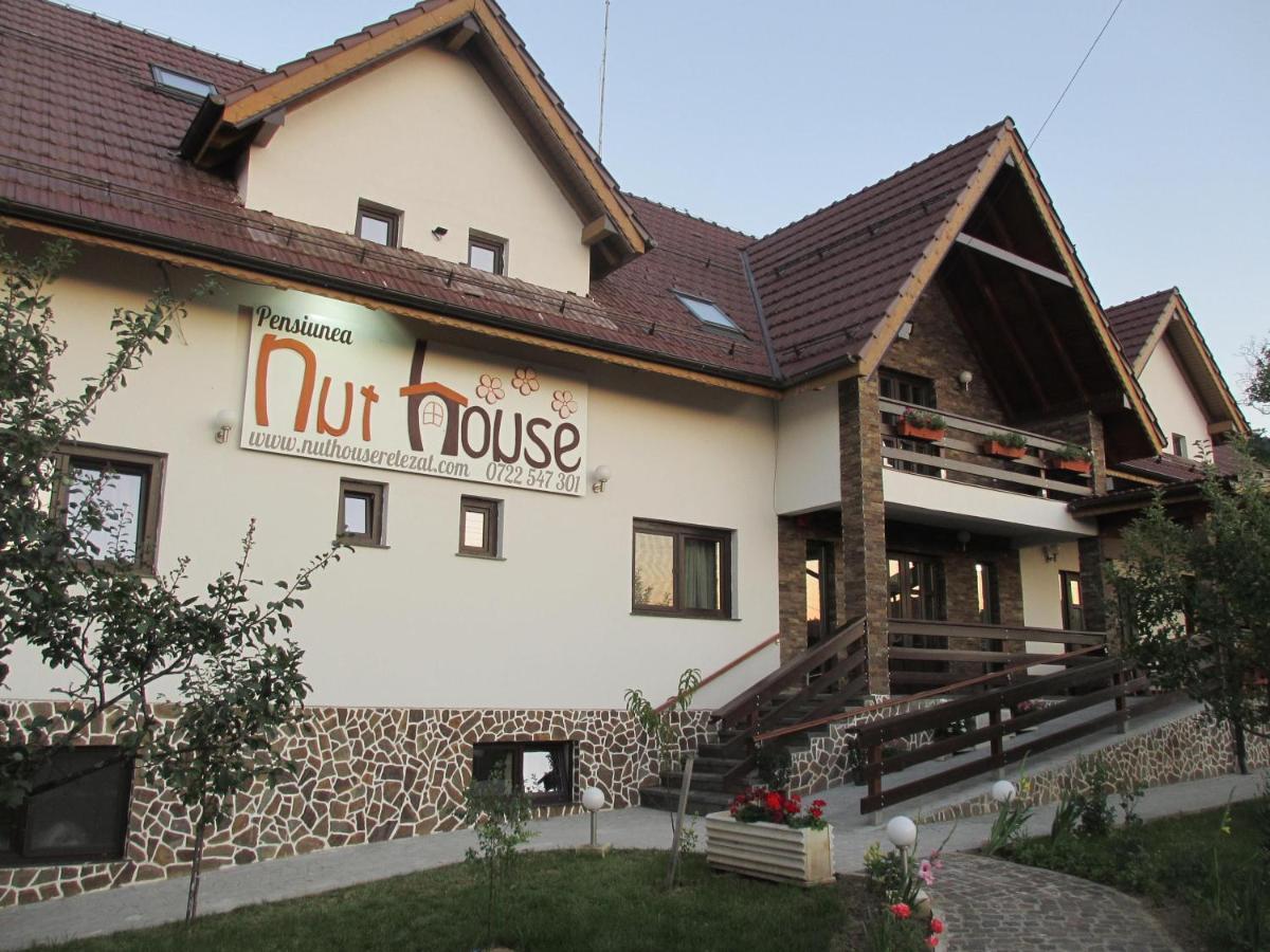Nut House Retezat Otel Nucsoara  Dış mekan fotoğraf